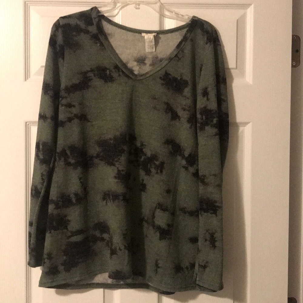 Light weight long/ over sized tunic sweater